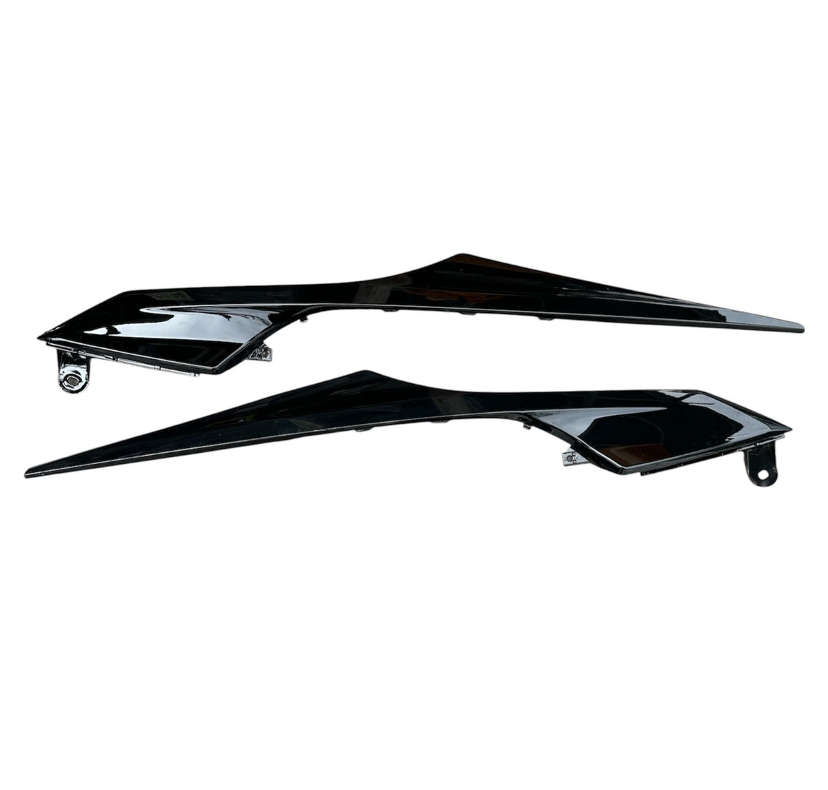 TAPA LATERAL GRANDE 125T1