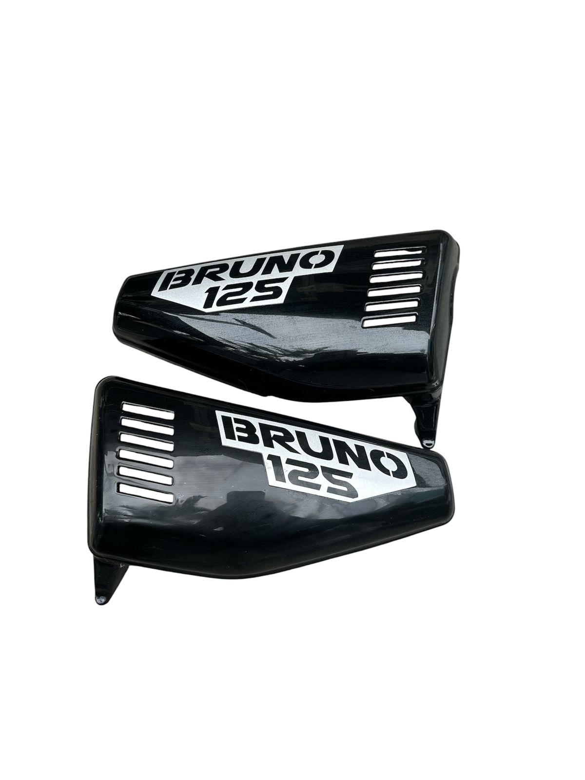 TAPA LATERAL NEGRO CG
